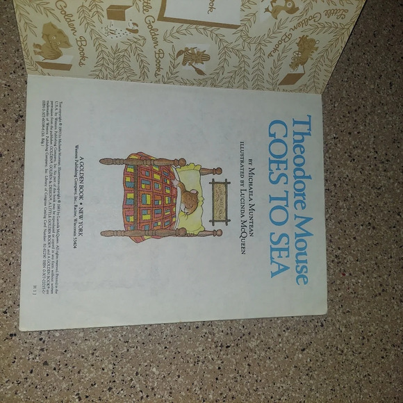 RARE vintage Theodore Mouse goes to sea A Little golden book 1983 version - Picture 3 of 4